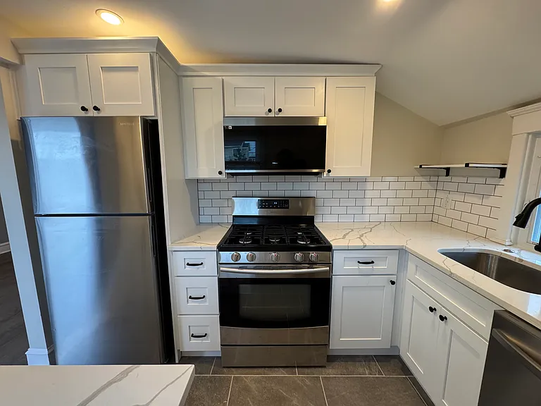 321 Wesley Ave #3 — Photo 12