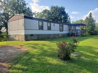 956 Cookeville Hwy, Chestnut Mound, TN 38552