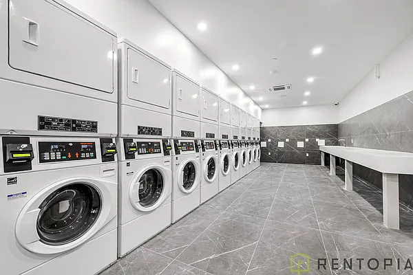 Rented by Rentopia | media 21