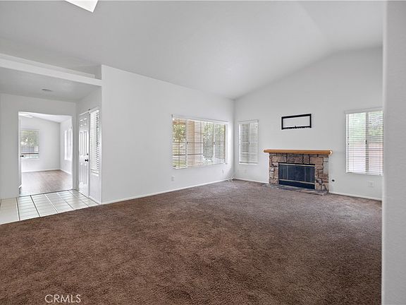 3rd image of 15589 Cheyenne St