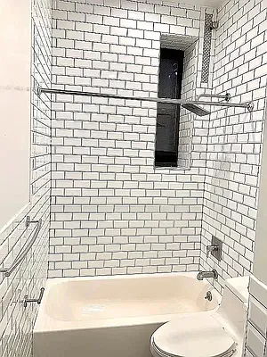 Rented by Max Apt LLC | media 12