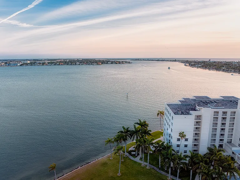 6287 Bahia Del Mar Cir #312 — Photo 40