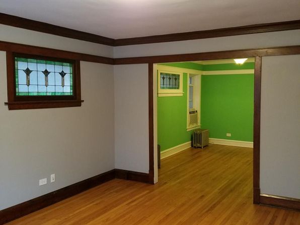 3011 N Kilpatrick Ave #1