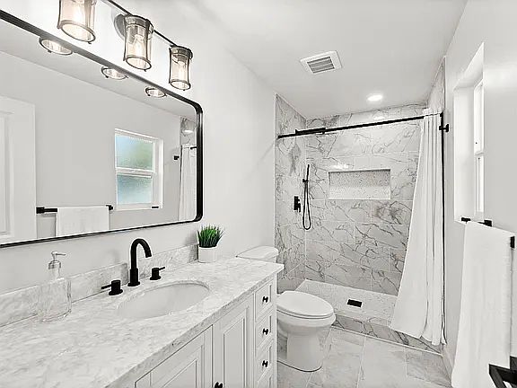 master bedroom's private bathroom