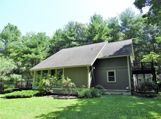 9 White Tail Ln, Penn Yan, NY 14527