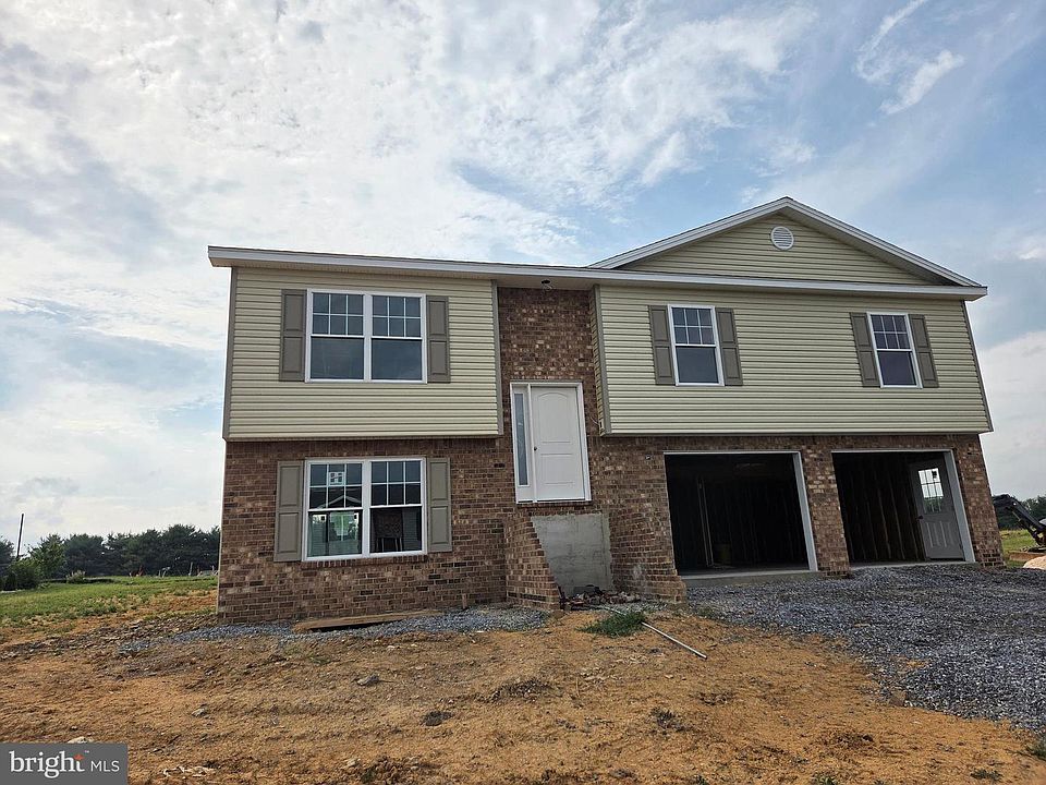 1st image of 258 Grove Dr