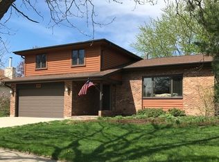 91 Timberline Dr, Lemont, IL 60439