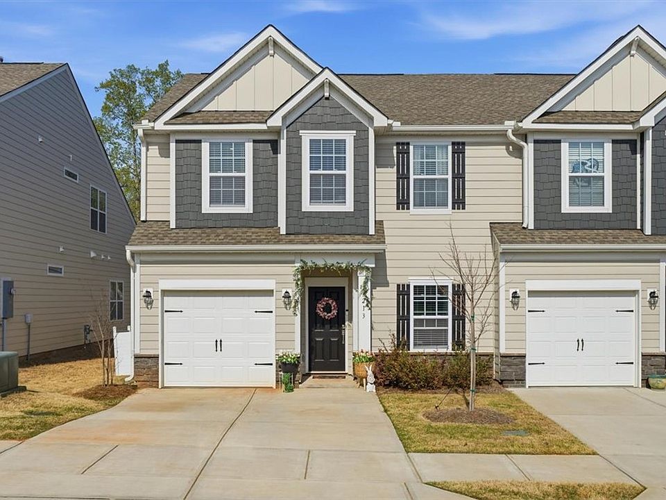 1st image of 213 Backstay Ln