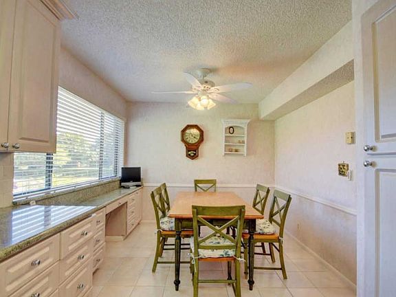 3rd image of 11196 Green Lake Dr APT 204