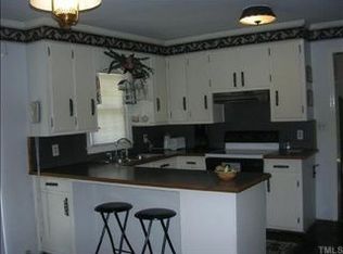 305 Windsor Dr, Roxboro, NC 27573