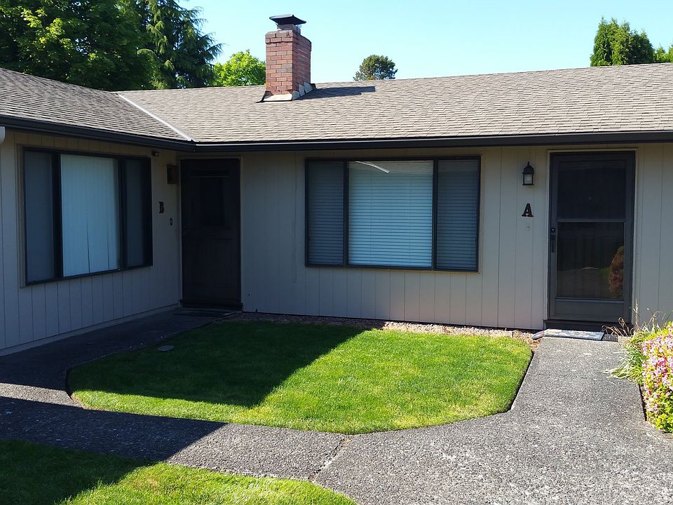 1st image of 3505 NE 45th St