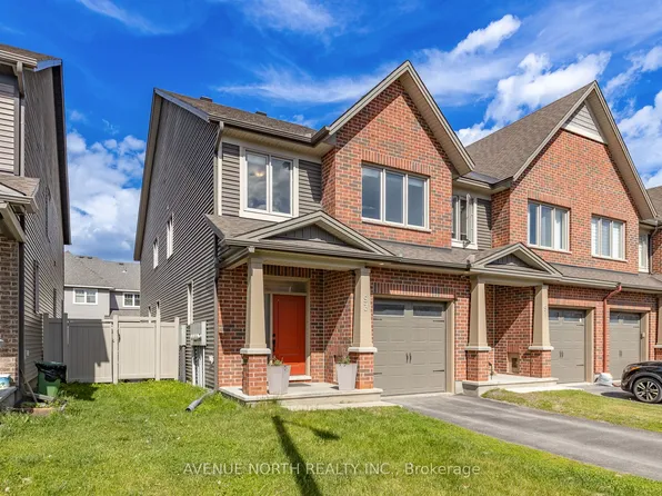93 Nepeta Cres, Ottawa, ON K1T 0S6