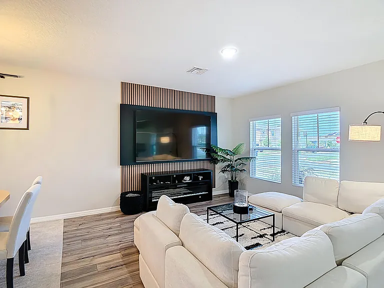 1504 Hummingbird Rd — Photo 10