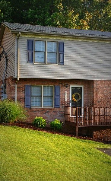 1st image of 2245 Forest Acres Dr