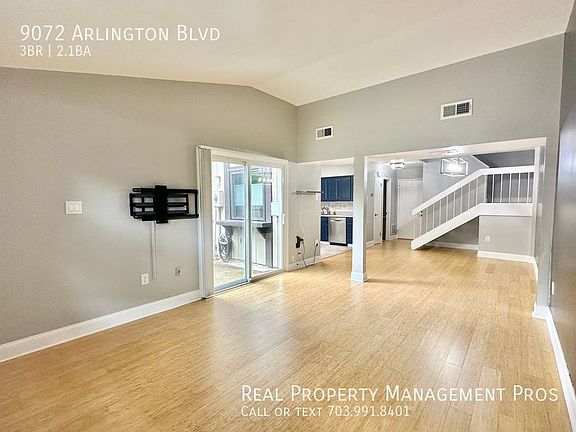 2nd image of 9072 Arlington Blvd