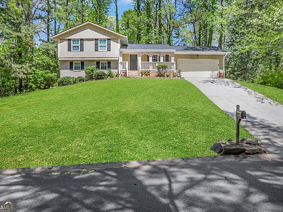 3rd image of 4329 Cedar Ridge Trl