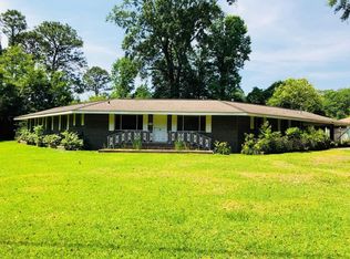 1615 Third Ave, Picayune, MS 39466