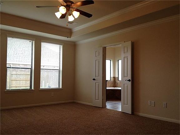 4th image of 21114 Barton Hollow Ln