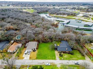 113 W Shr, Lewisville, TX 75057