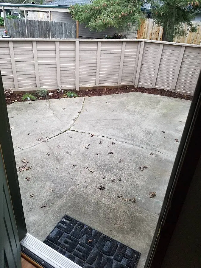 NE Lancaster St, Corvallis — Photo 3