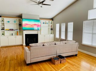 9705 Riddlewood Ln, Houston, TX 77025