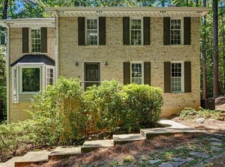 5537 Parkwood Dr, Raleigh, NC 27612