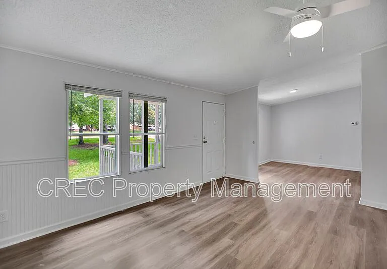 405 Vine St — Photo 7