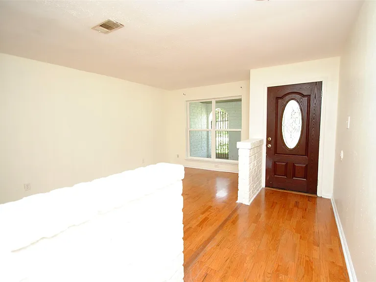11511 Creekhurst Dr — Photo 6