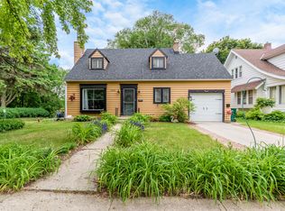 1005 Walnut St, West Bend, WI 53095