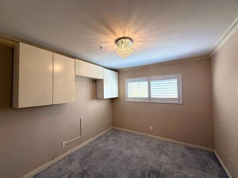 645 Temple Ave #3 — Photo 4