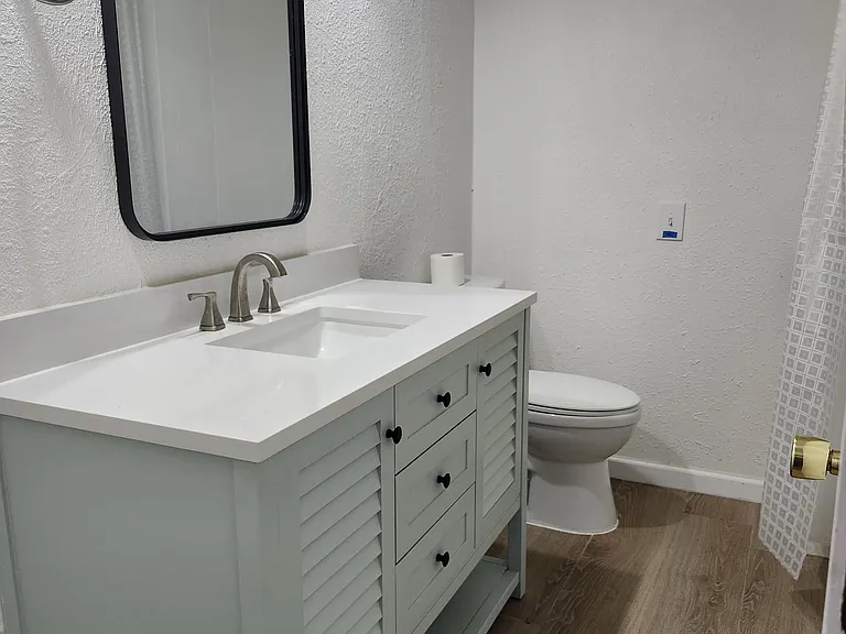 2305 Stockbridge Ct — Photo 28