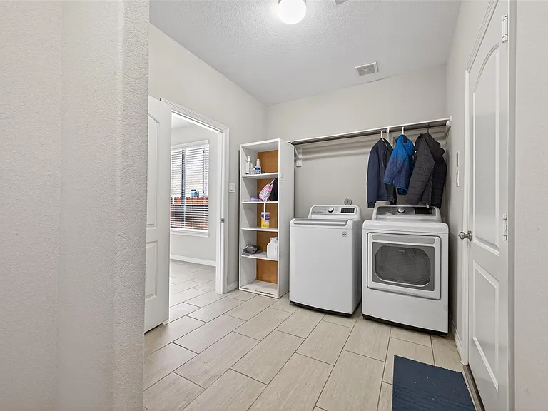 4114 Dover Harbor Ln — Photo 13