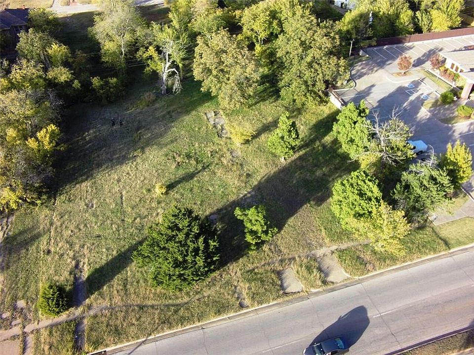 1st image of 301 NE 13th St #41-42-43
