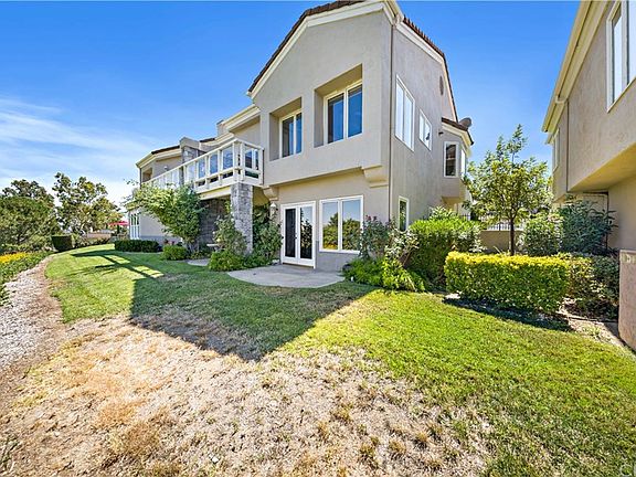 5th image of 38567 Lochinvar Ct