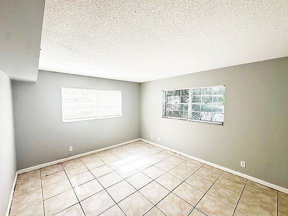 5th image of 1441 NW 22nd St #18