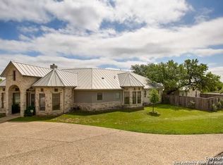 106 Bentwood Dr, Spring Branch, TX 78070