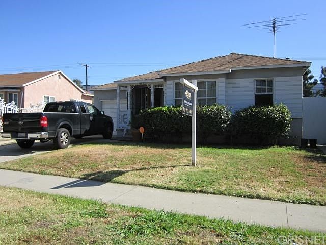 1st image of 14122 Lanark St