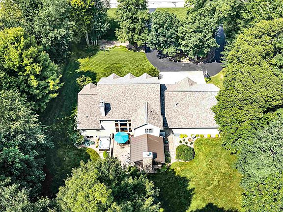 2nd image of 4408 Forest Ridge Dr
