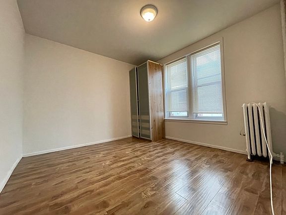 4th image of 4708 30th Ave APT 1