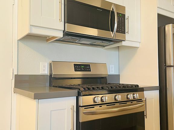 2nd image of 2215 Judson St #23D