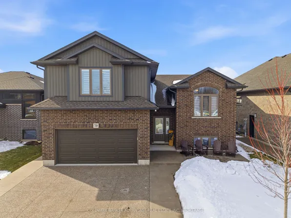 70 Renfield St, Pt Colborne, ON L3K 0A7