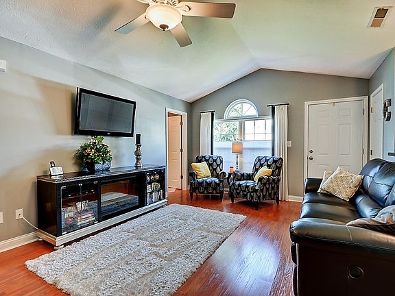4th image of 3106 Wildcat Ln