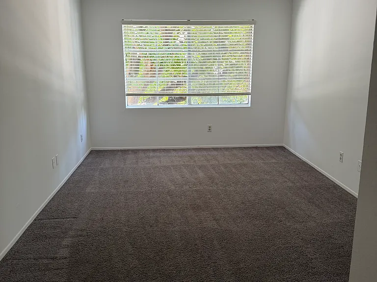 901 S Sherbourne Dr #101 — Photo 29