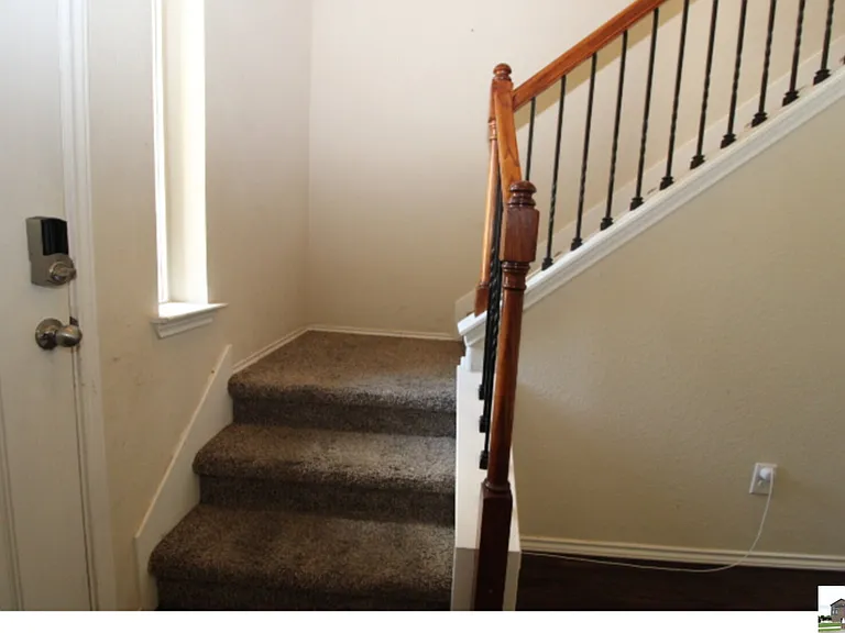 1202 Stonewall Rdg — Photo 26