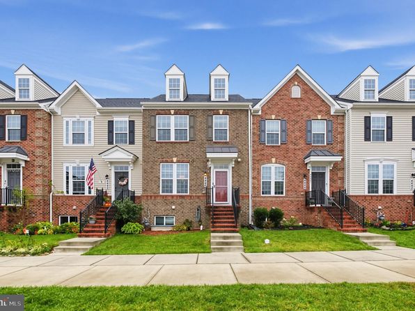 4446 Tulip Ln