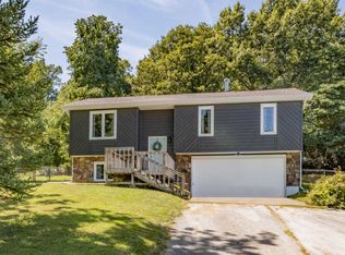 1307 S 10th Ave, Ozark, MO 65721