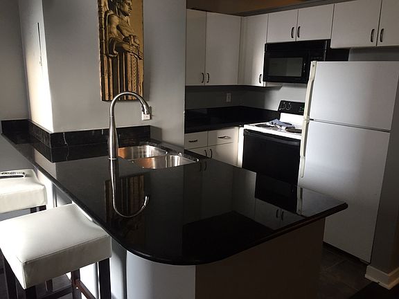 3rd image of 750 Prospect Ave E APT 303