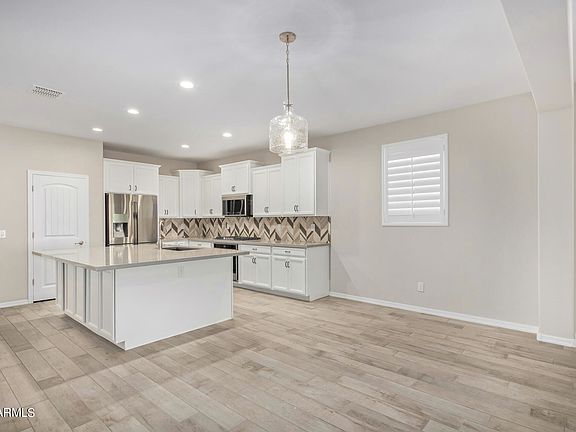 5th image of 8630 E Naranja Ave