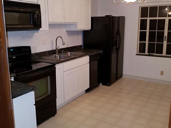5th image of 1712 Shafor Blvd