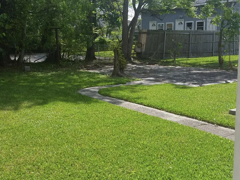 3635 Republic St — Photo 9